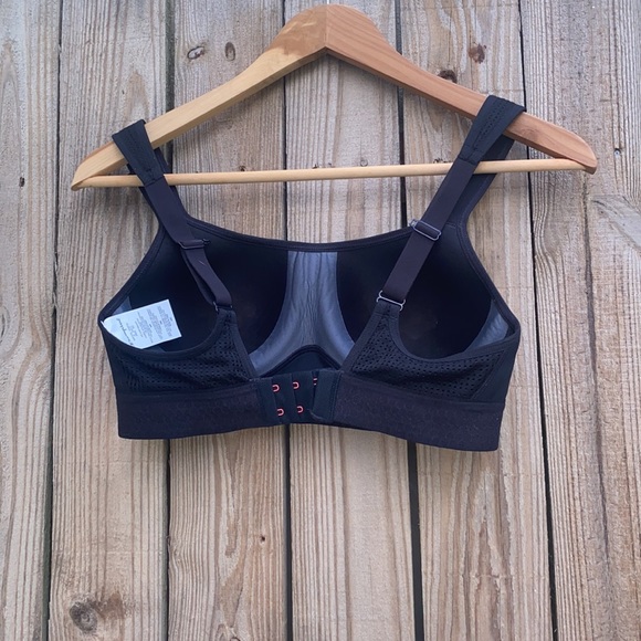 EUC Champion Black Sports-bra - Picture 4 of 12
